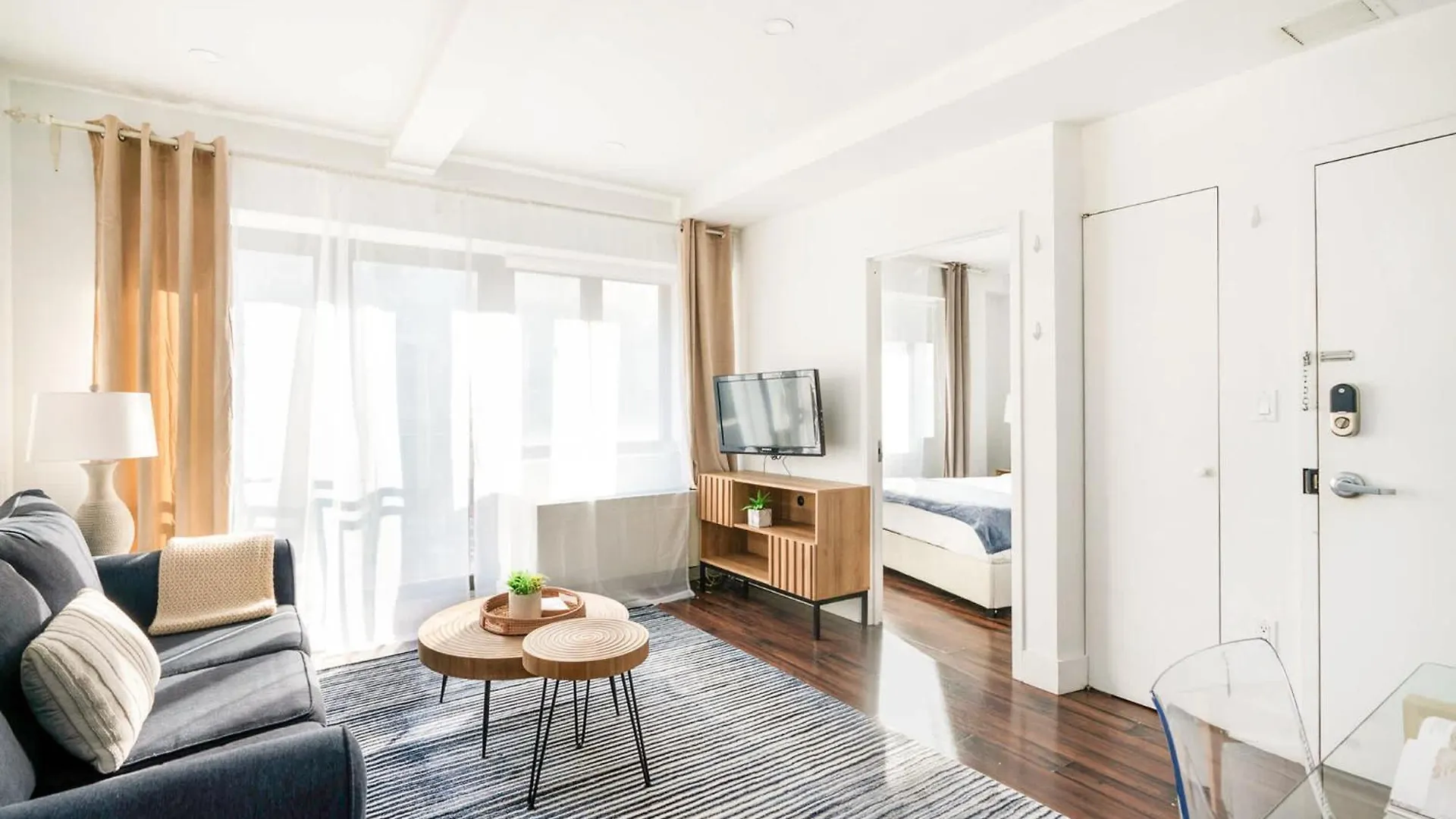 アパート ニューヨーク809-5A Gorgeous New 1Br Heart Of Midtownアパートメント